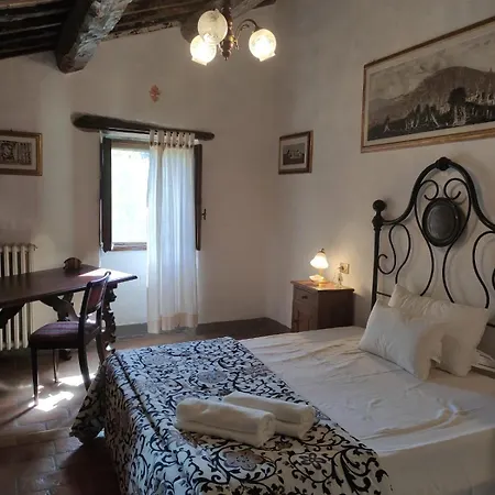 Castello Di Pianettole 3 Da Letto Matrimoniali Hébergement de vacances *
