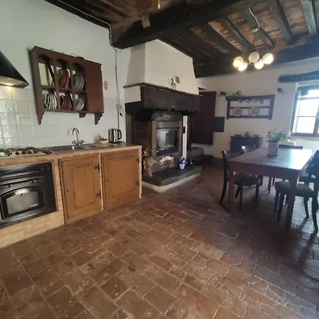 Castello Di Pianettole 3 Da Letto Matrimoniali Hébergement de vacances