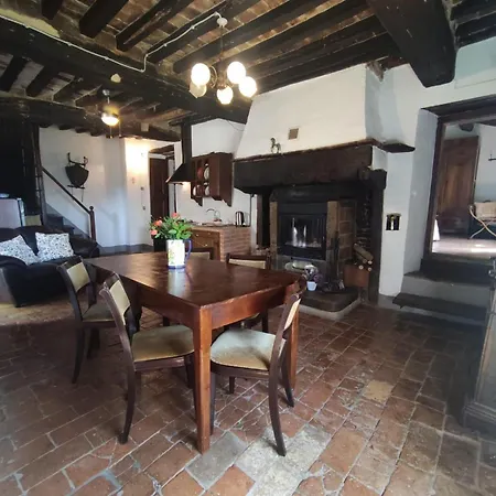 Castello Di Pianettole 3 Da Letto Matrimoniali Hébergement de vacances