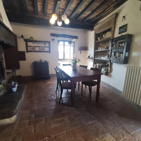 Castello Di Pianettole 3 Da Letto Matrimoniali Hébergement de vacances Anghiari